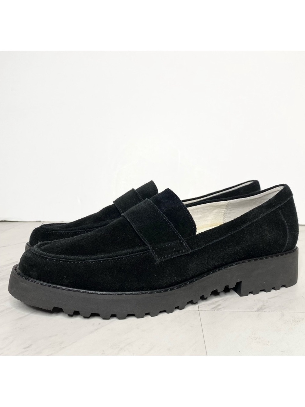 Franco Sarto Carol Black Suede Lug Sole Loafer 10M